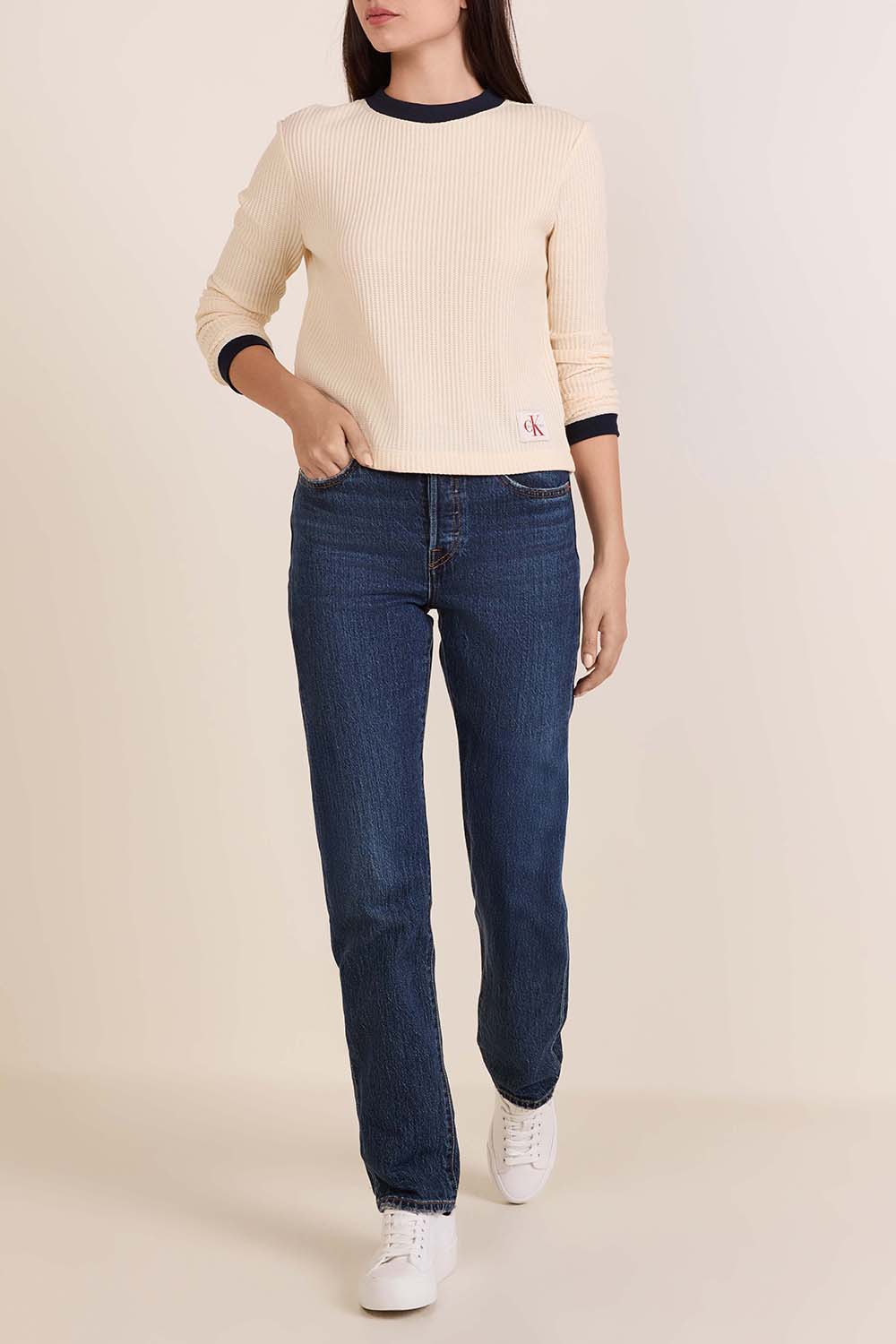 חולצת טי ואפל